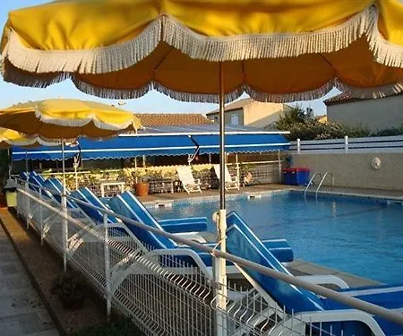 Mucrina